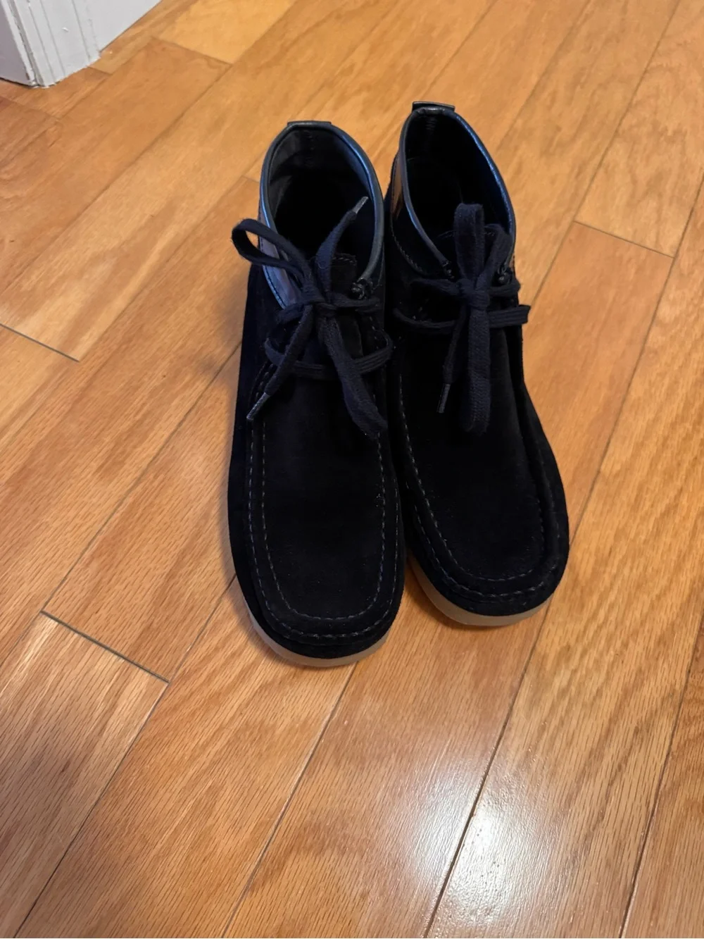 Zara Black Suede Shoes - Casual Lace-Up
